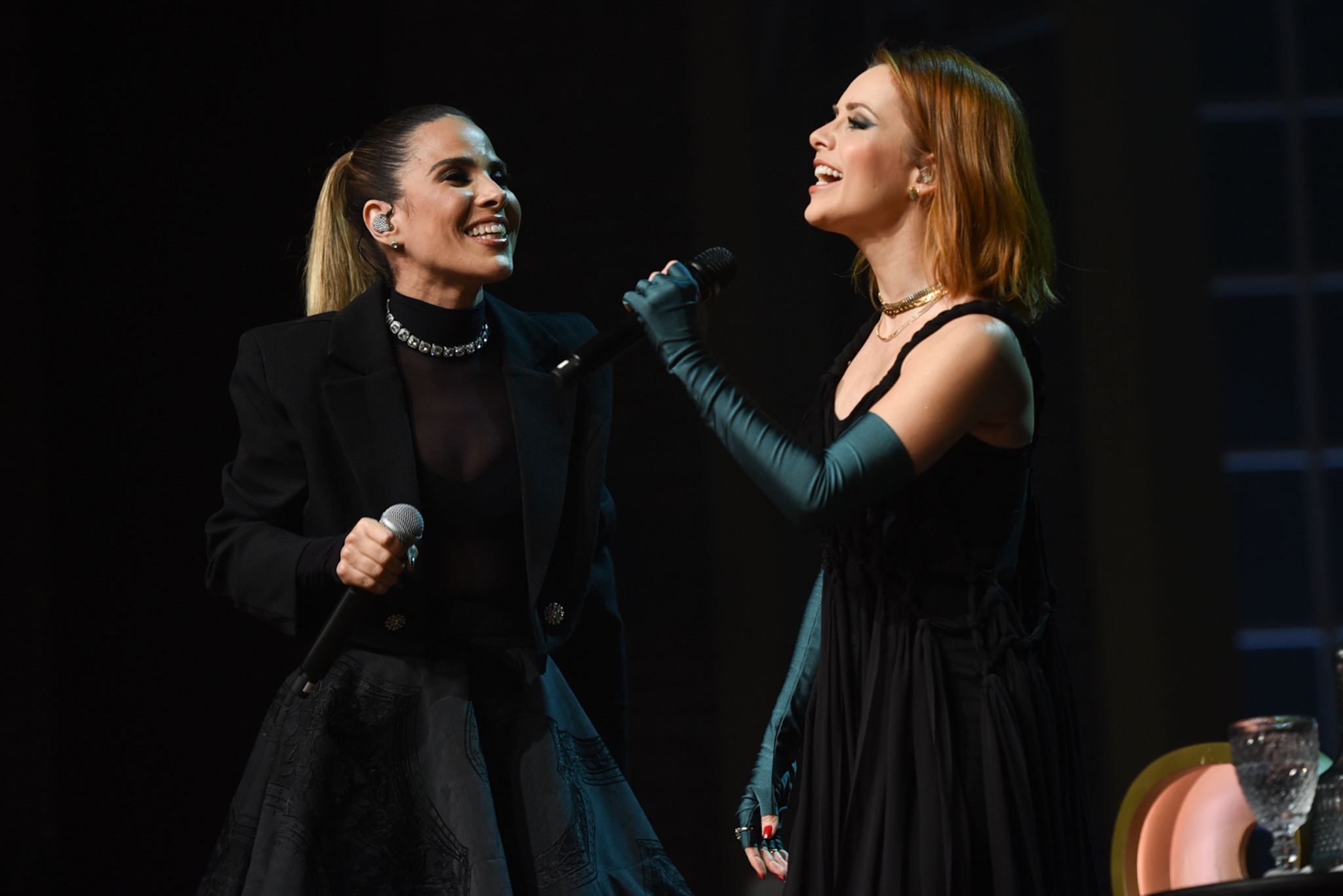 Wanessa canta com Sandy em show em SP