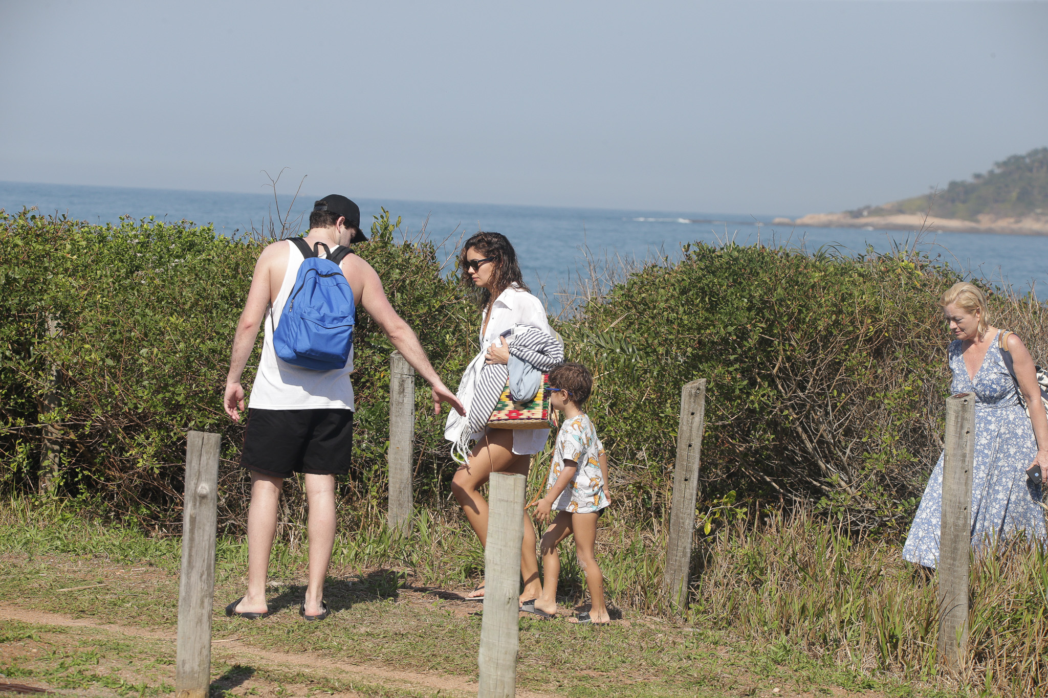 Sophie Charlotte curte passeio com o filho, Otto