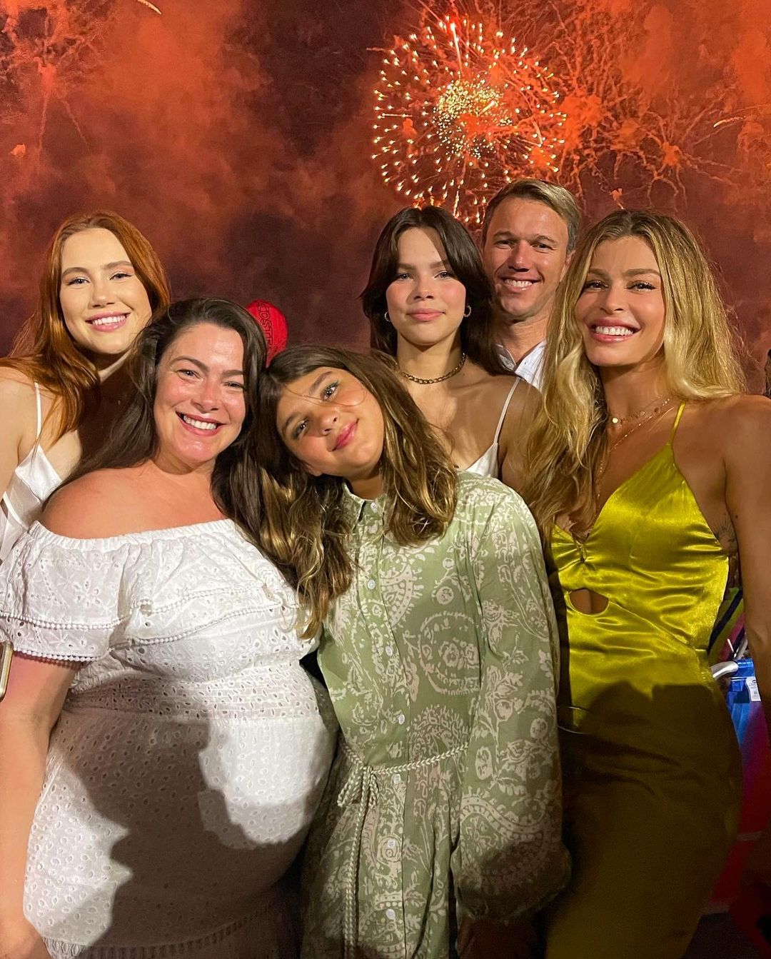 Grazi Massafera e família - Foto: Reprodução / Instagram