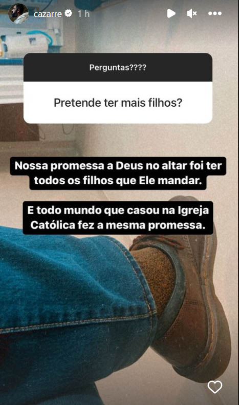 Juliano Cazarré responde perguntas de fãs