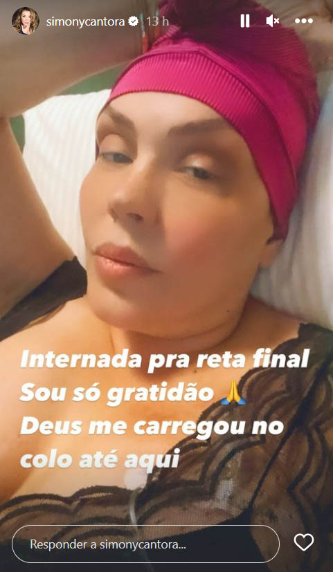 Simony é internada para o tratamento contra o câncer