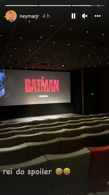 Neymar marcou presença na première do novo filme do Batman