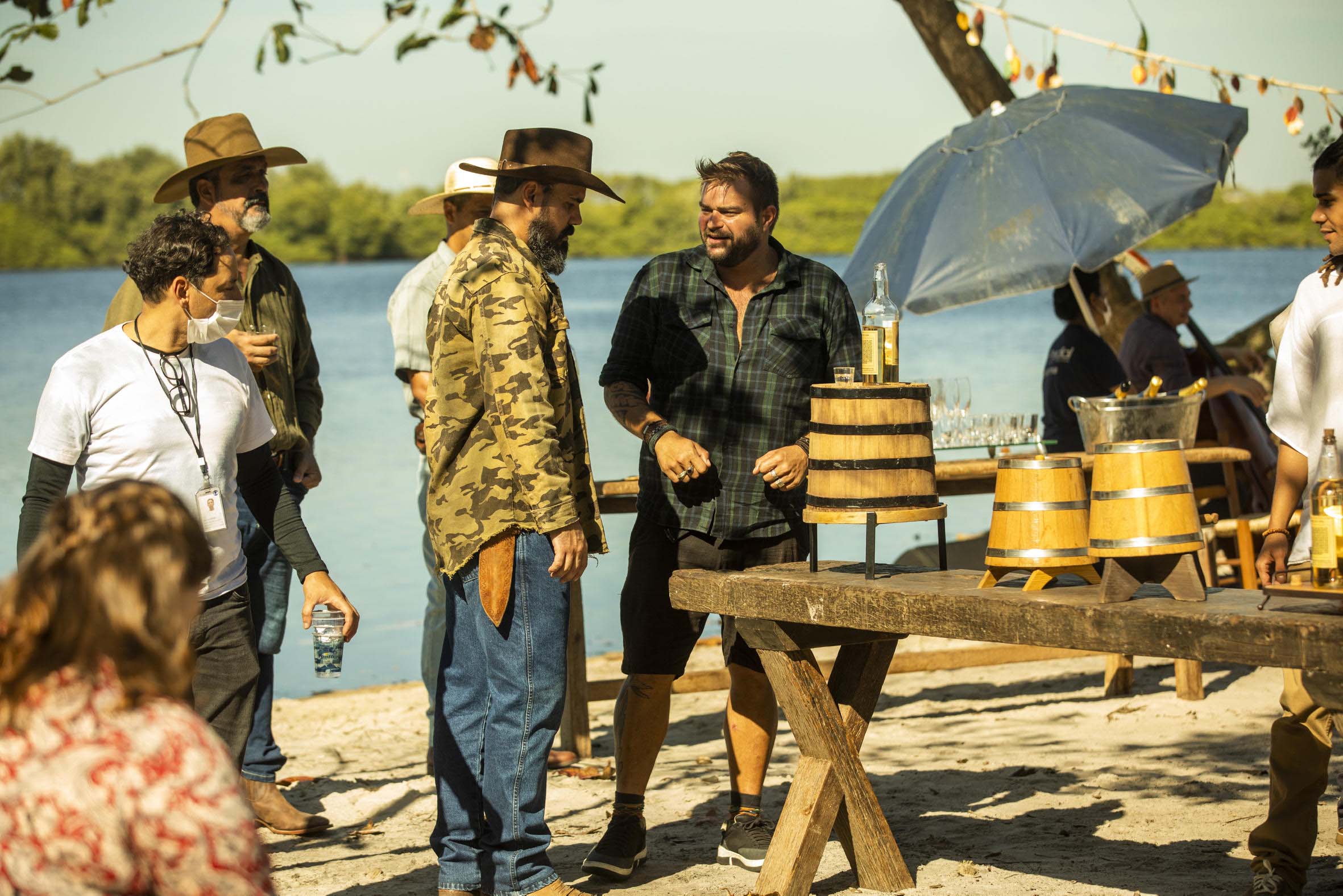 Bastidores da cena dos dois casamentos na novela Pantanal