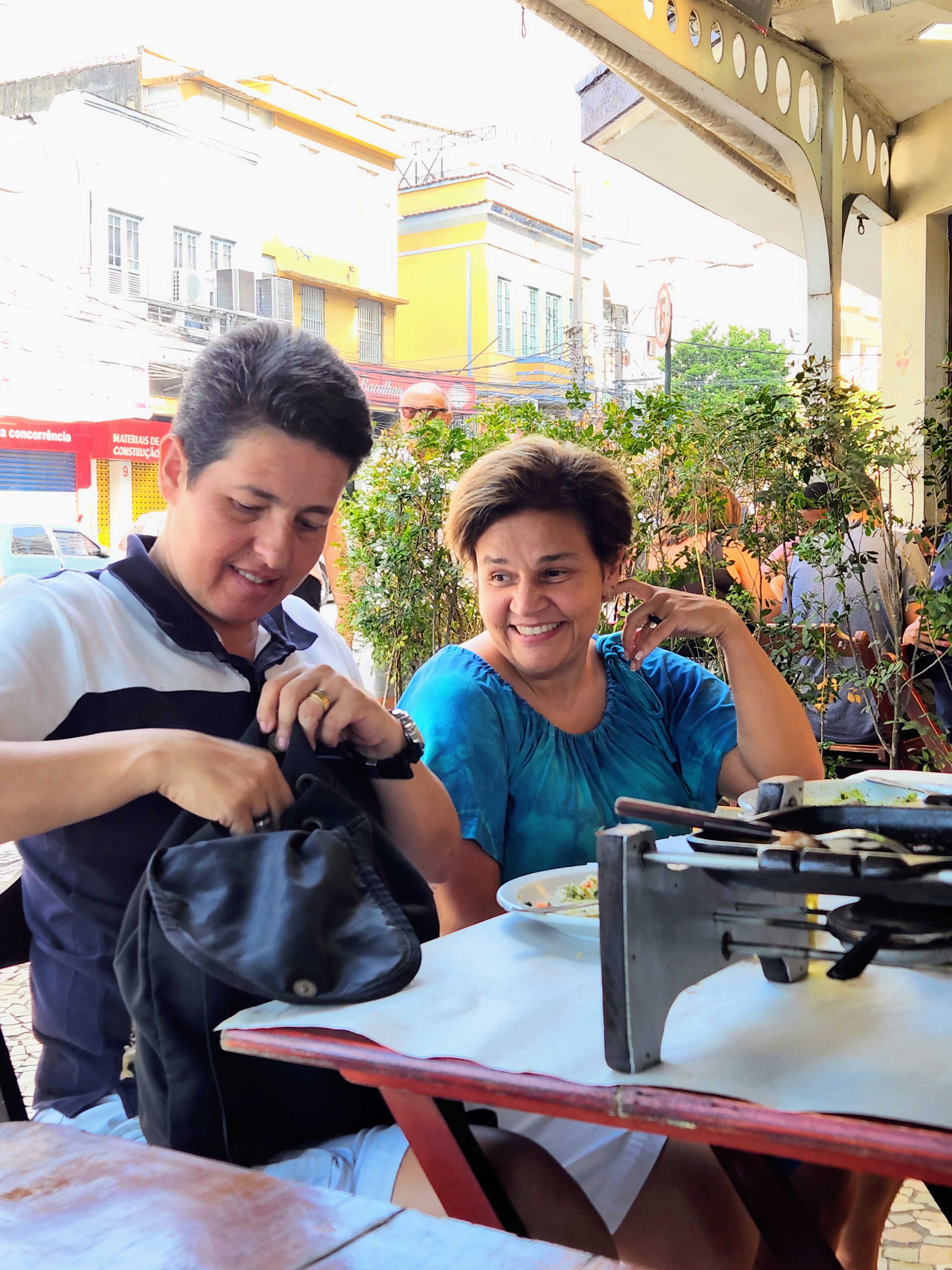 Adriane Bonato e Claudia Rodrigues