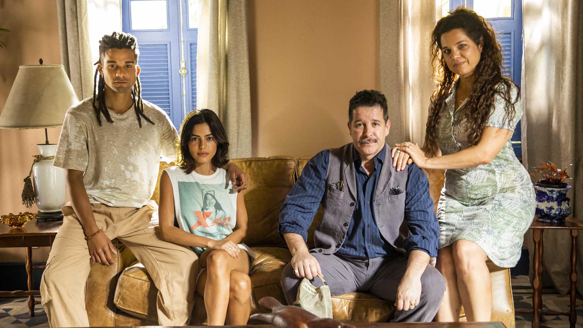 Marcelo, Guta, Tenório e Maria Bruaca na novela Pantanal - Foto: Globo / João Miguel Junior