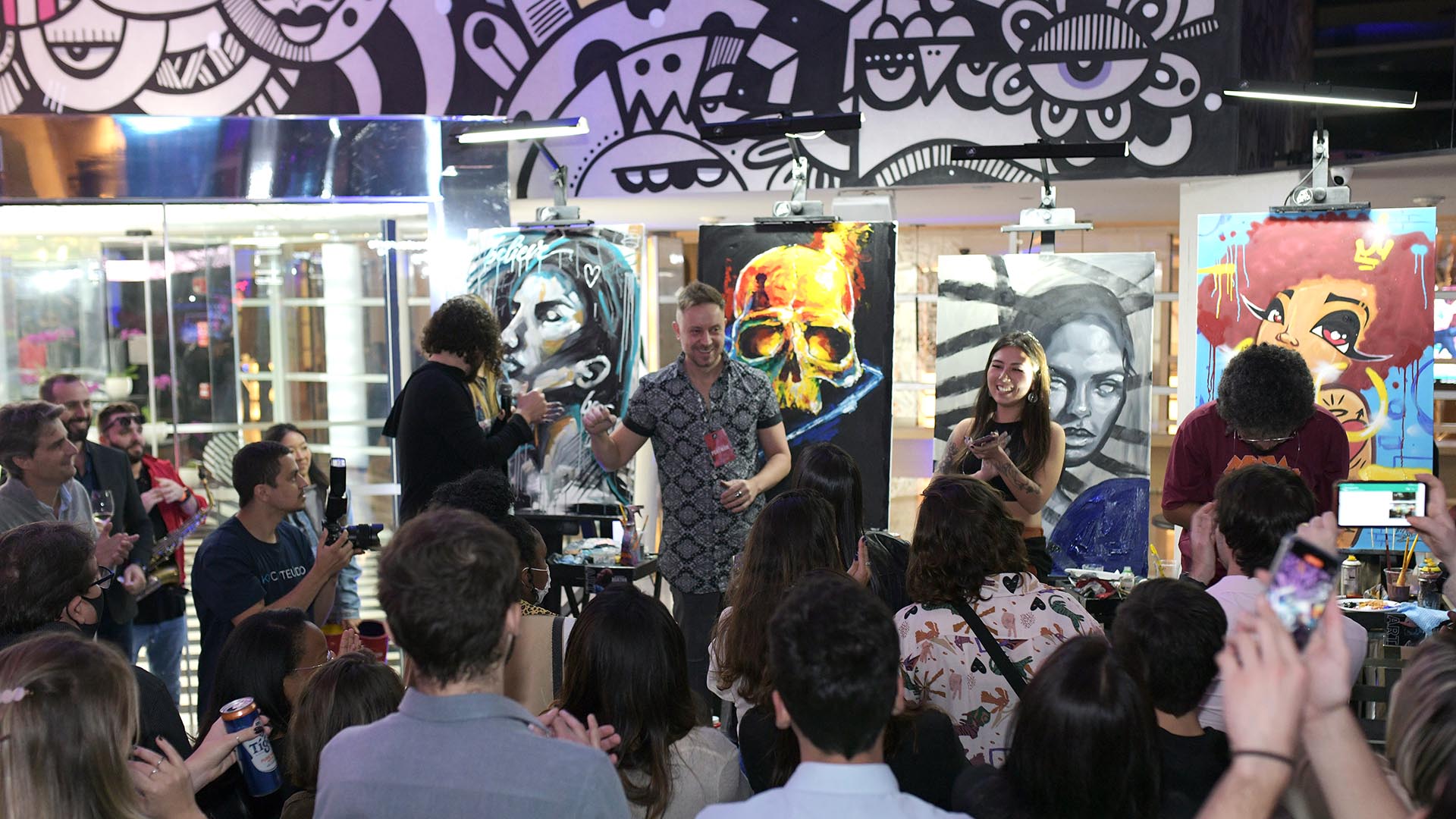 Pullman São Paulo Vila Olímpia promove o Art Battle Lounge Seasons