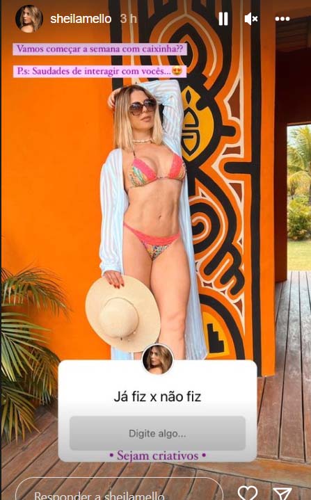 Sheila Mello mostra foto só de biquíni