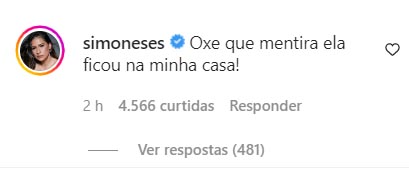 Simone escreve comentário