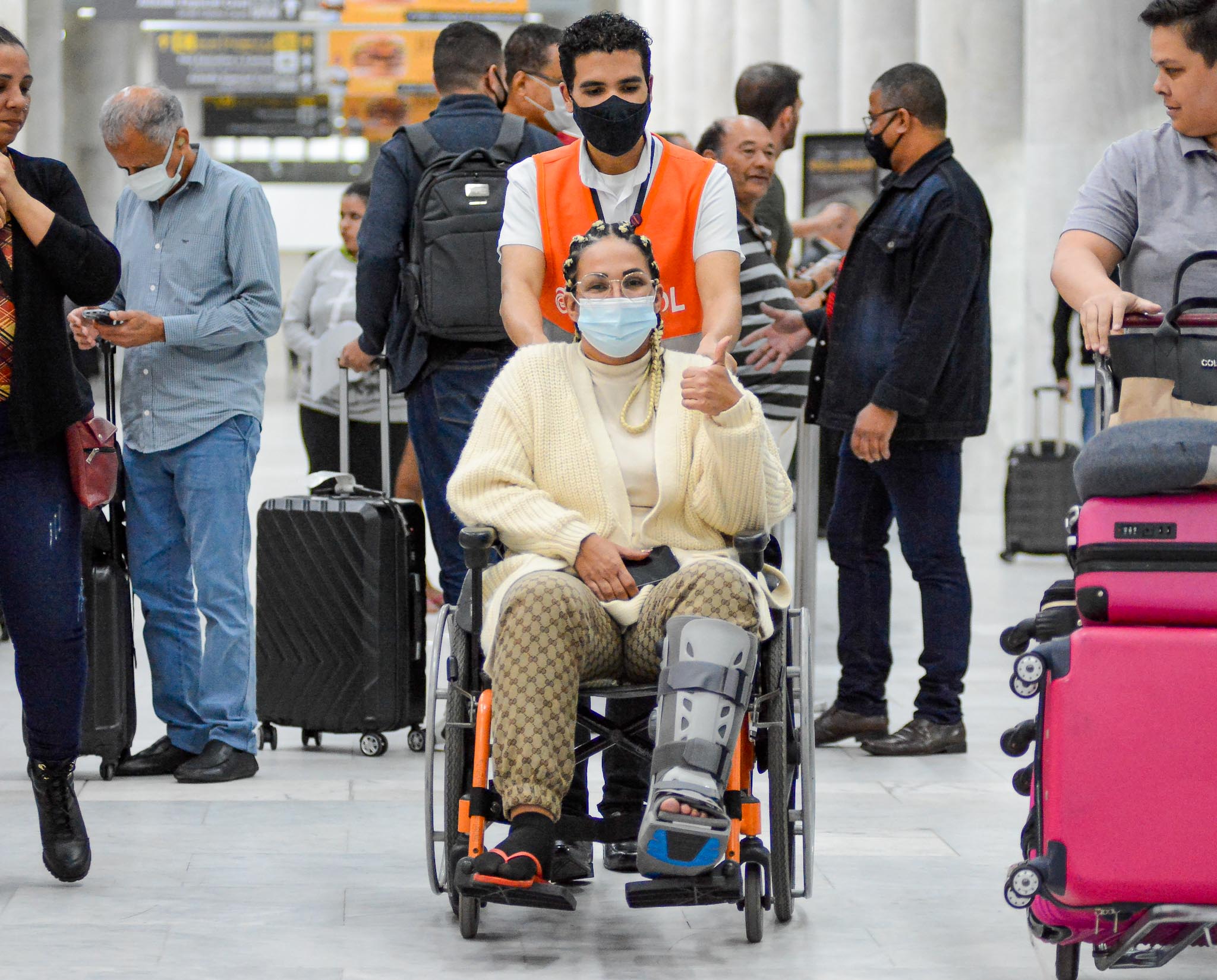 Valesca Popozuda no aeroporto