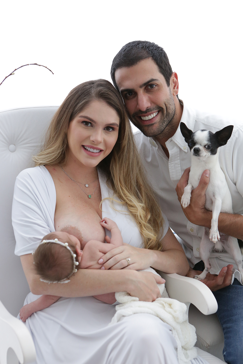 Bárbara Evans com a filha, Ayla, e o marido, Gustavo Theodoro