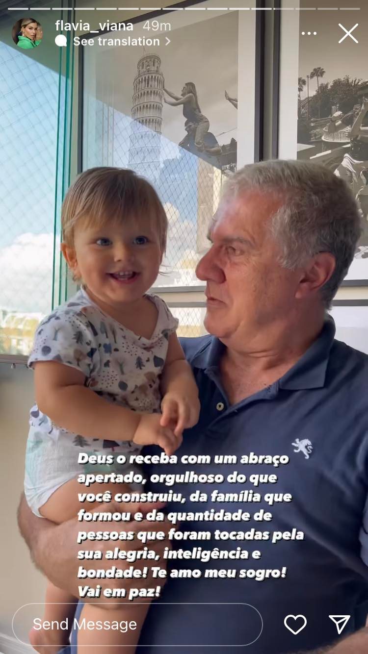 Flávia Viana se despede do sogro, João Zangrandi