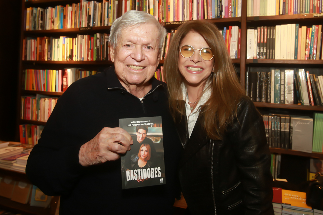 Famosos no lançamento do livro 'Bastidores'