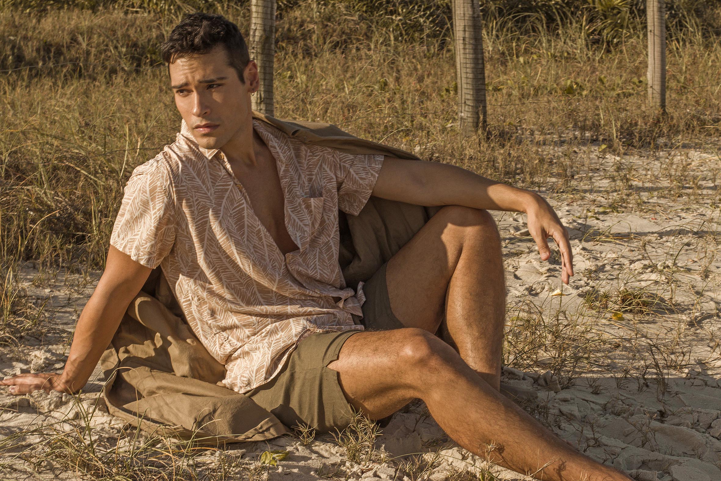 Bruno Fagundes em ensaio fotográfico para a Revista CARAS