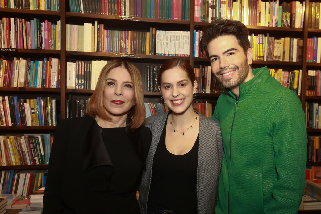 Famosos no lançamento do livro 'Bastidores'