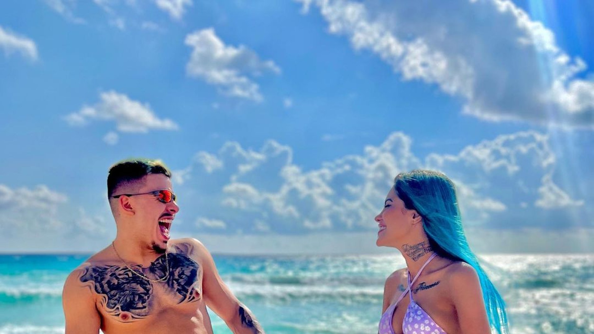 Tati Zaqui e Thomaz Costa curtem viagem romântica a Cancún