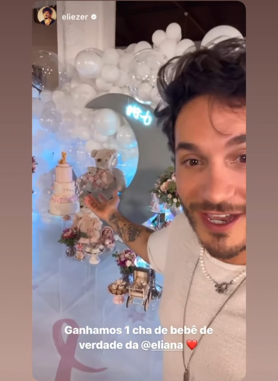 Viih Tube e Eliezer ganham chá de bebê da Eliana - Instagram