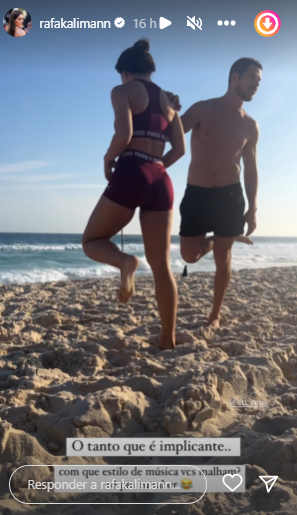 Rafa Kalimann treina com José Loreto em praia do Rio