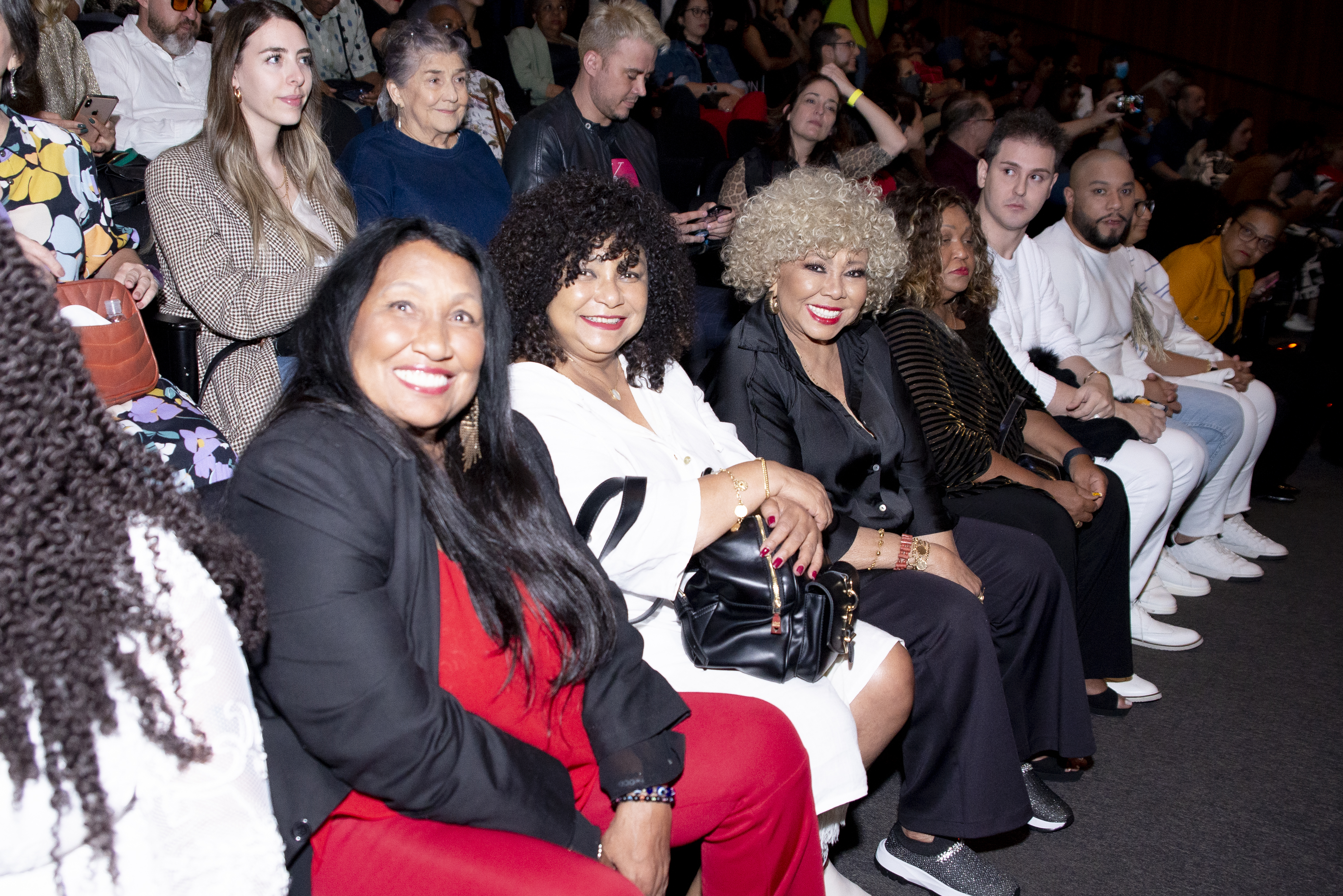 Alcione se emociona ao assistir musical em sua homenagem em São Paulo. Crédito: @patríciaribeirofotos