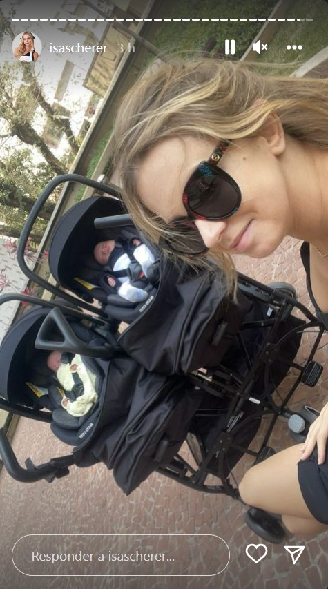 Isabella Scherer faz primeiro passeio na companhia dos filhos gêmeos