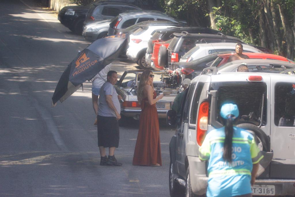 Grazi Massafera na praia