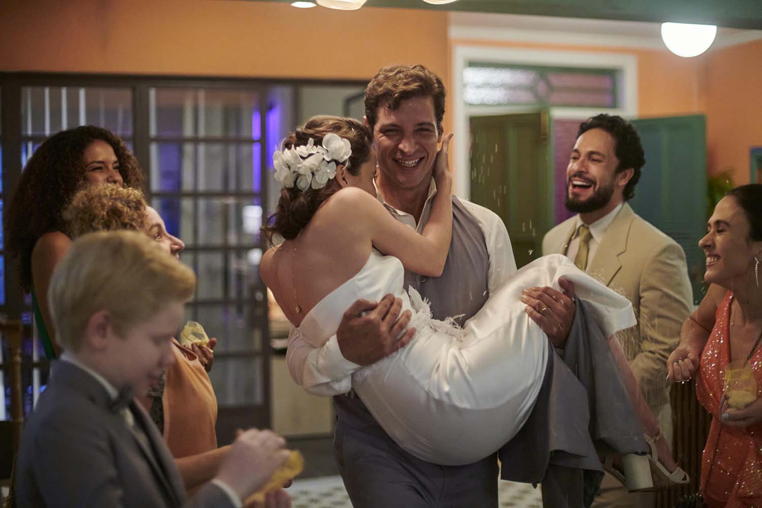 Casamento de Marino (Leandro Lima) e Lucinda (Débora Falabella) na novela Terra e Paixão