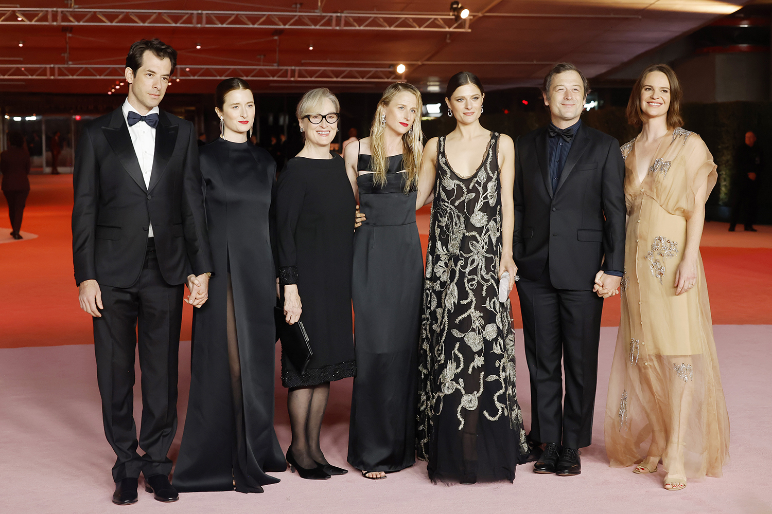 Mark Ronson, Grace Gummer, Meryl Streep, Mamie Gummer, Louisa Jacobson, Henry Wolfe e Tamryn Storm Hawker 