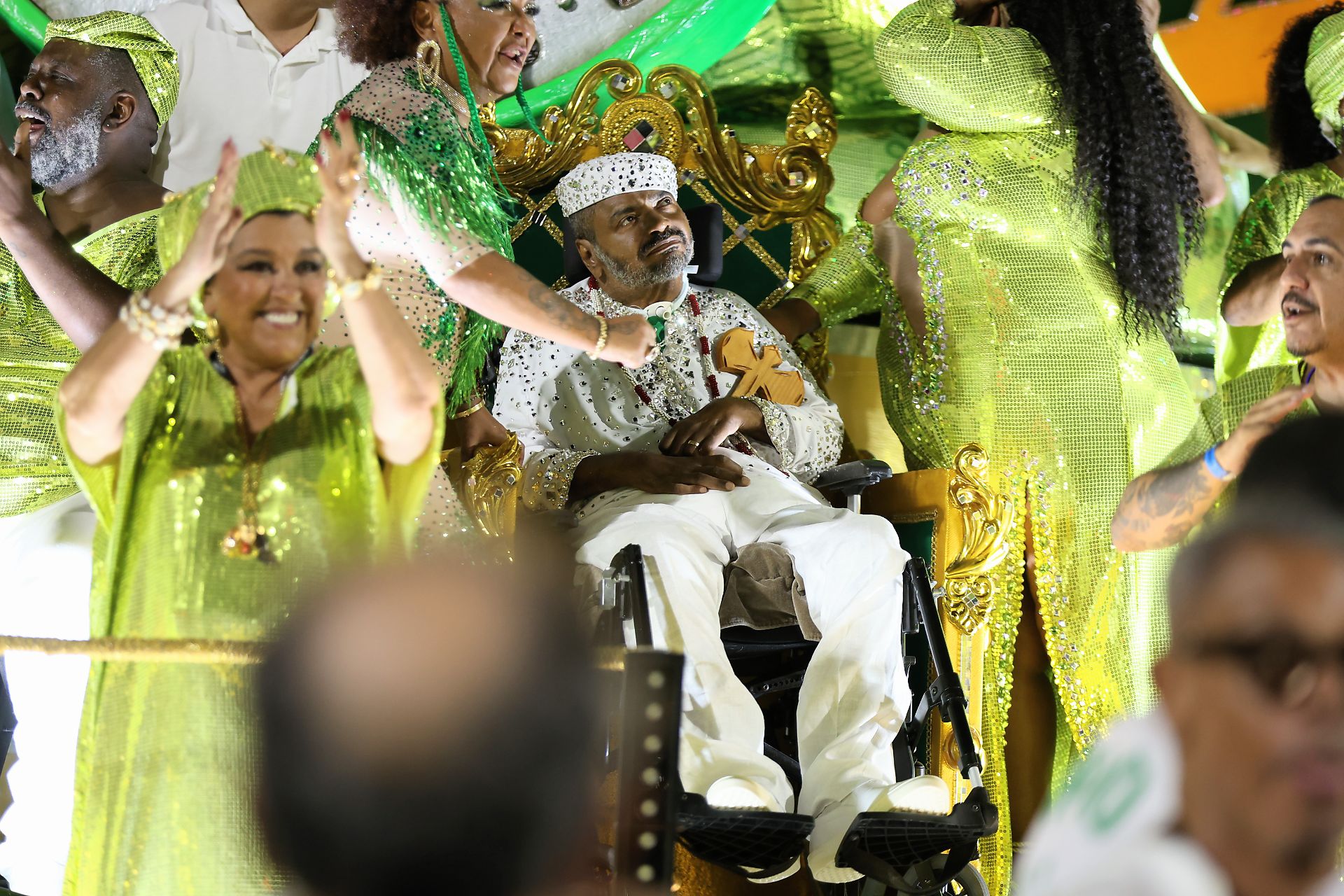 Arlindo Cruz no desfile da Império Serrano