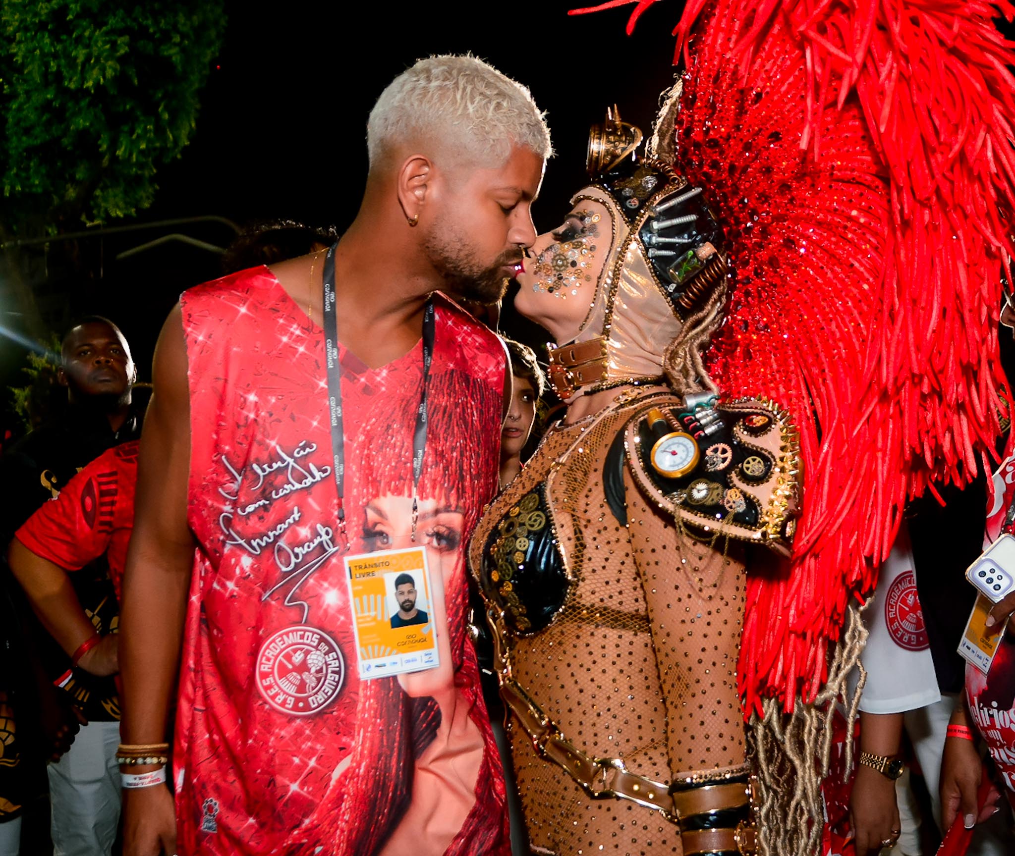 Viviane Araújo no desfile do Salgueiro no Rio de Janeiro