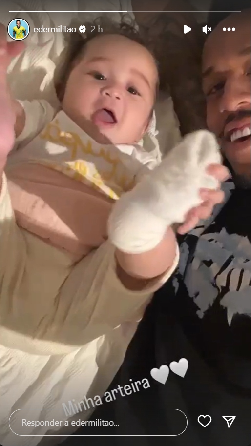 Éder Militão e a filha - Créditos: Reprodução / Instagram