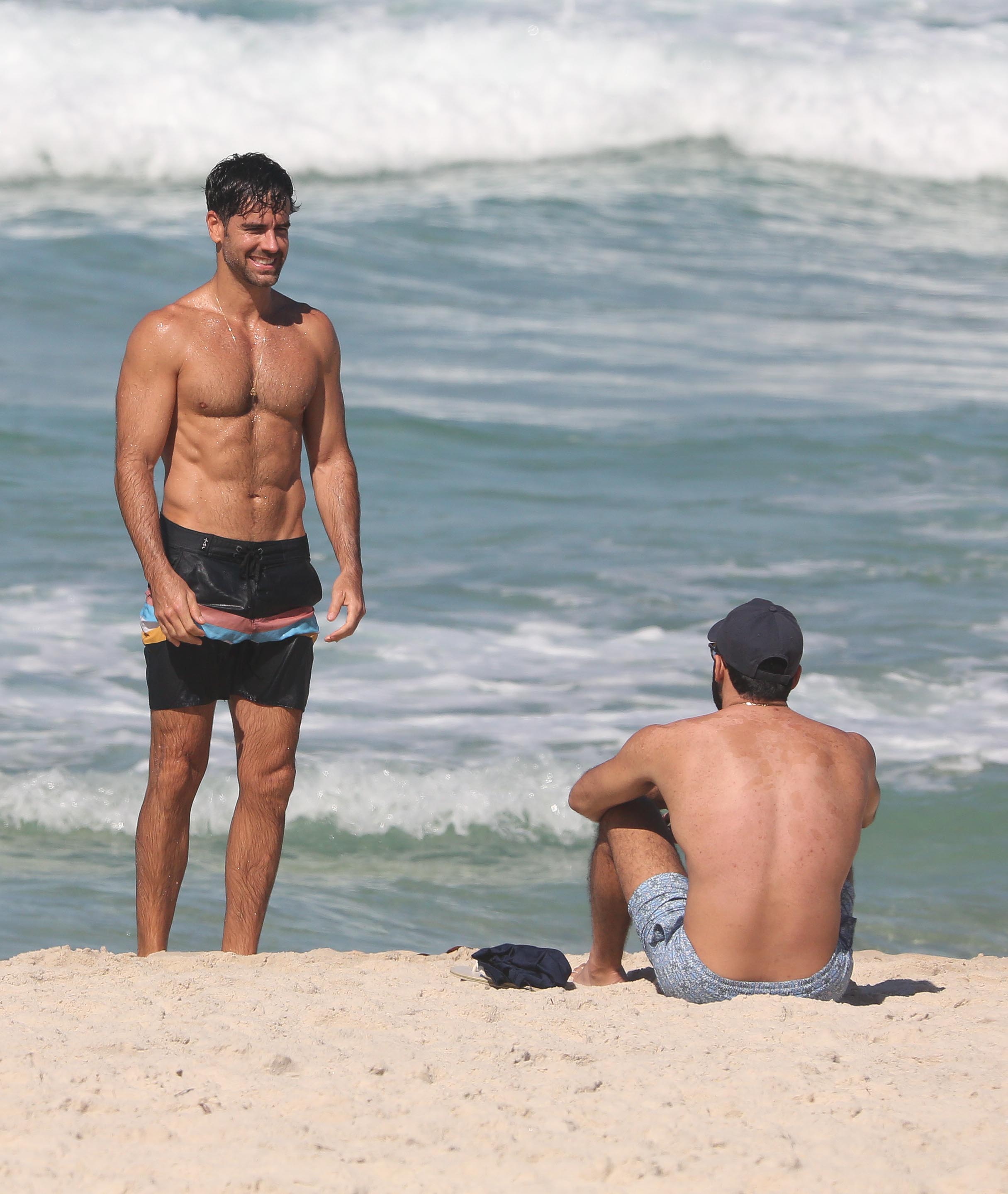 Marcos Pitombo na praia