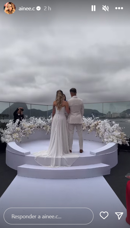 Philippe Coutinho renova os votos de casamento com a esposa, Ainê, em festa luxuosa