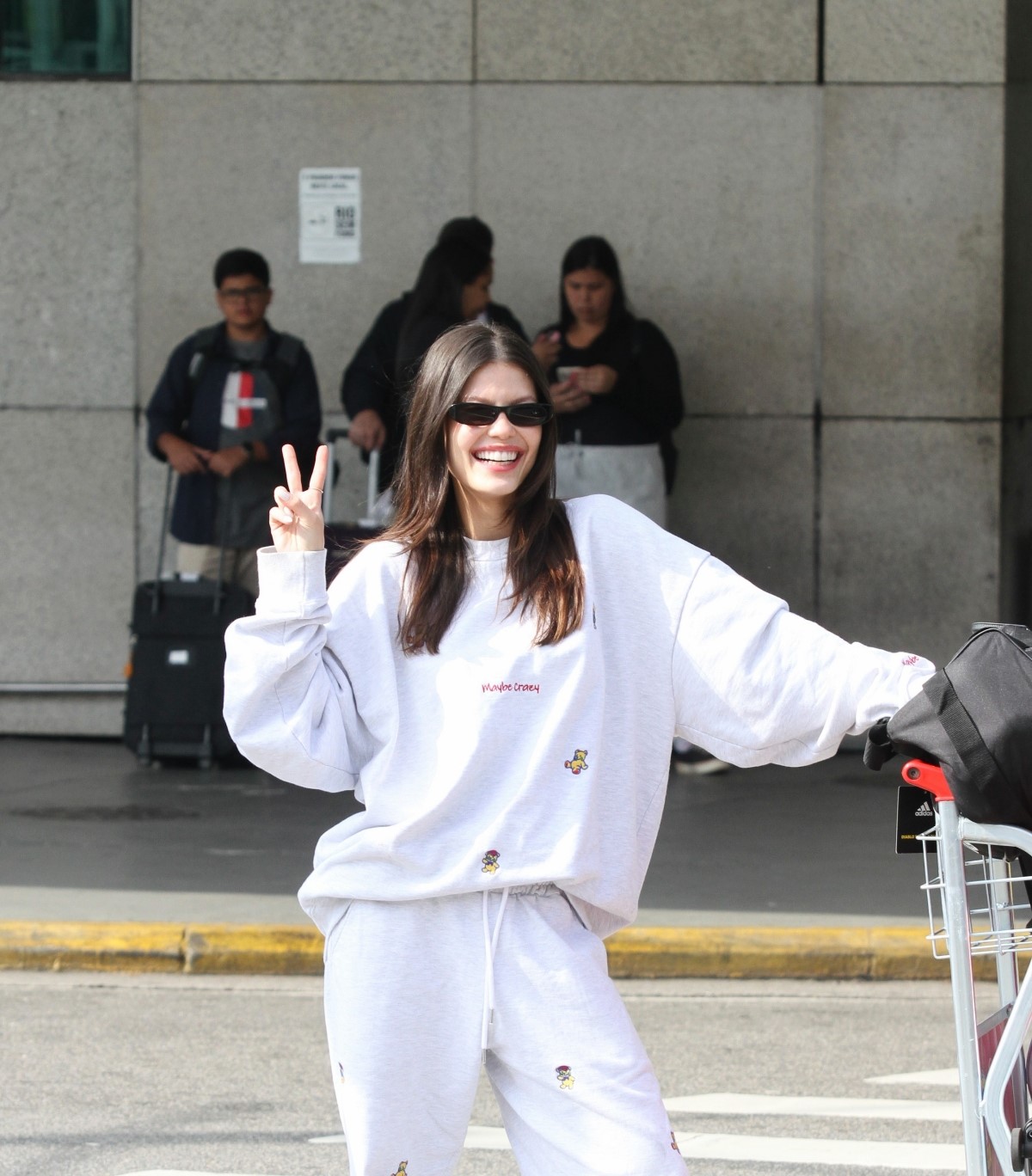 Vitória Strada no aeroporto - Créditos: Adão / AgNews