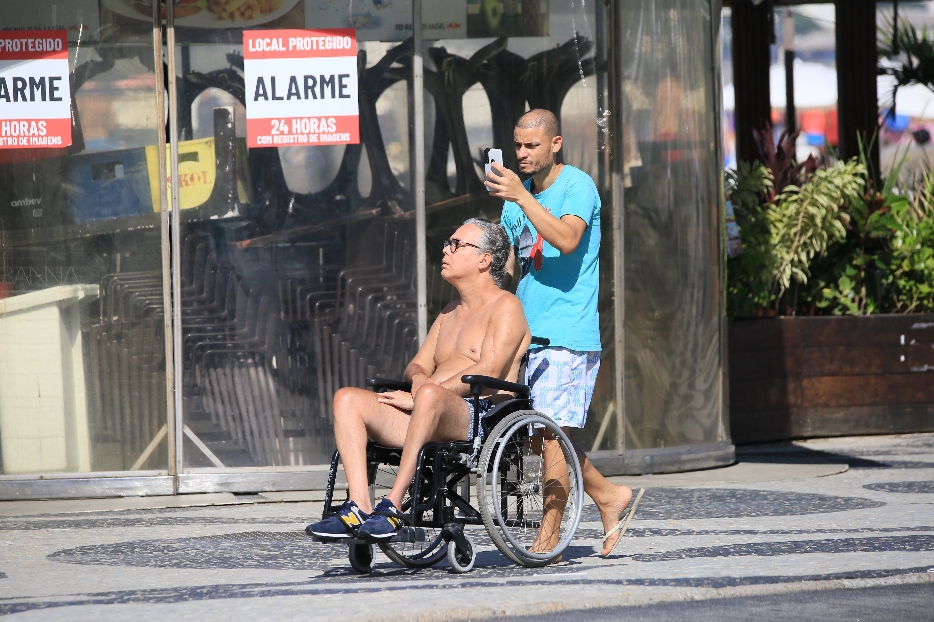 Flávio Silvino é flagrado no RIo de Janeiro