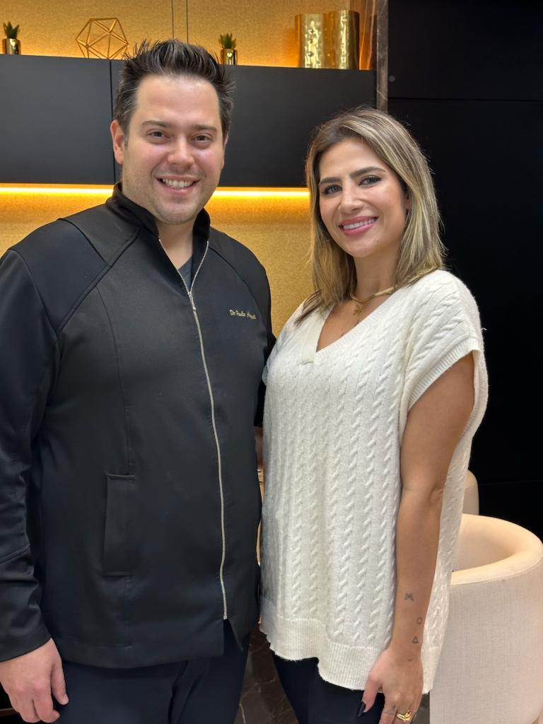 Jéssica Costa e dentista