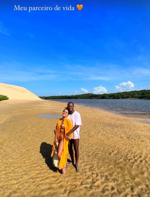 Carol Peixinho e Thiaguinho - Créditos: Reprodução / Instagram