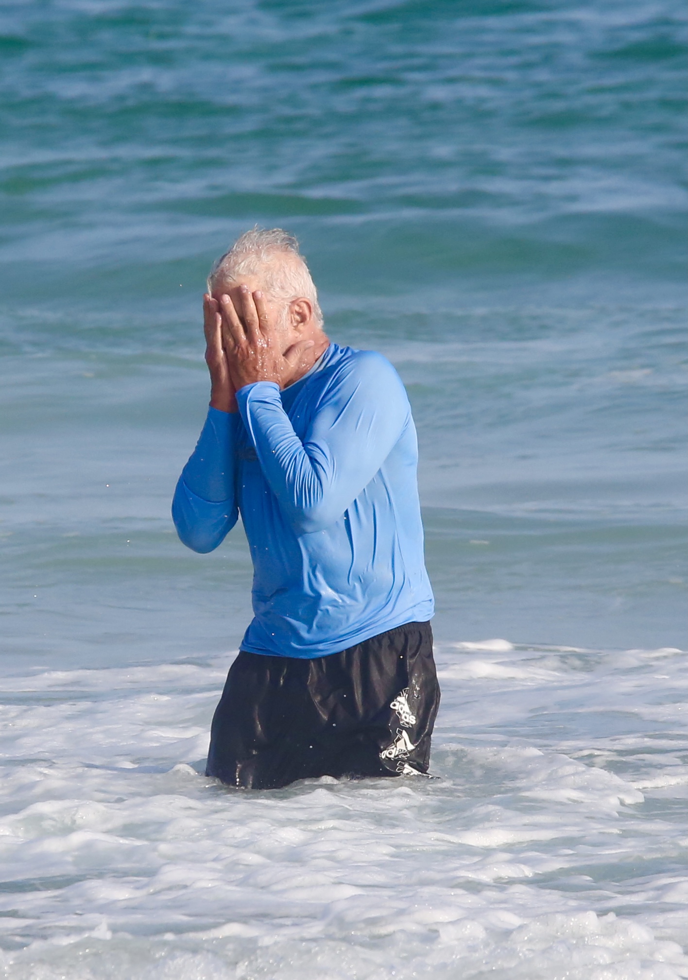 Raul Gazolla na praia