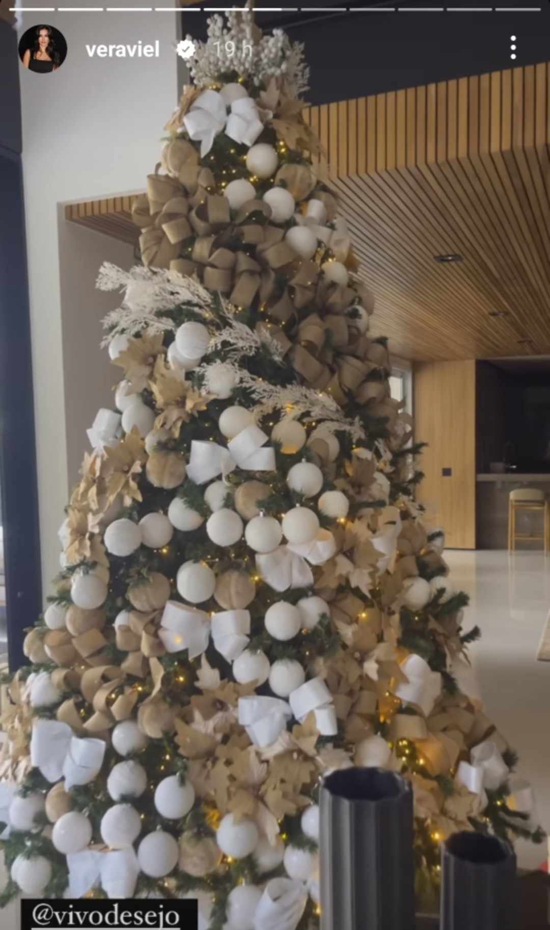 árvore de natal mansão de rodrigo faro