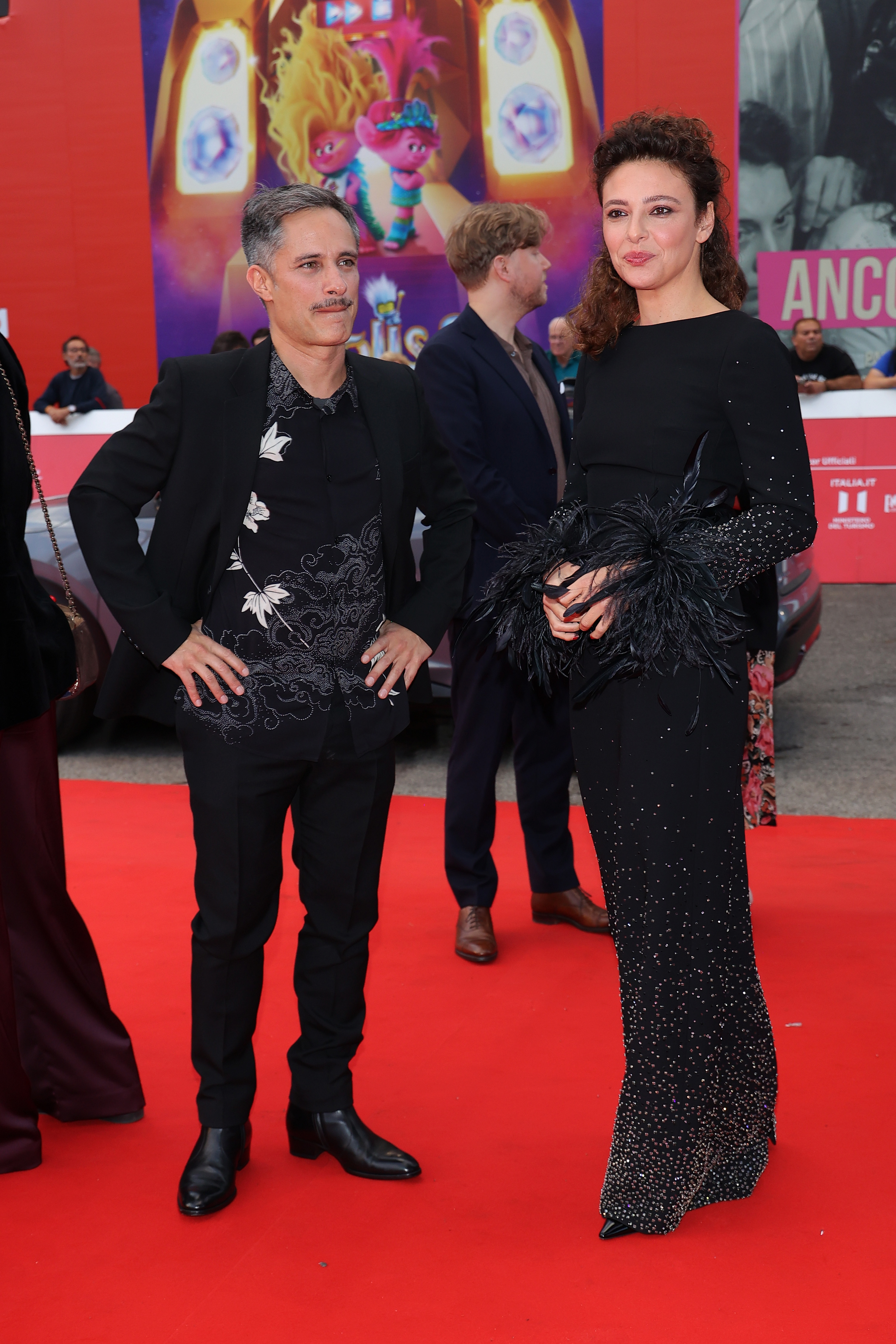 Gael García Bernal Miriam Leone e Marco Manetti e Jasmine Trinca