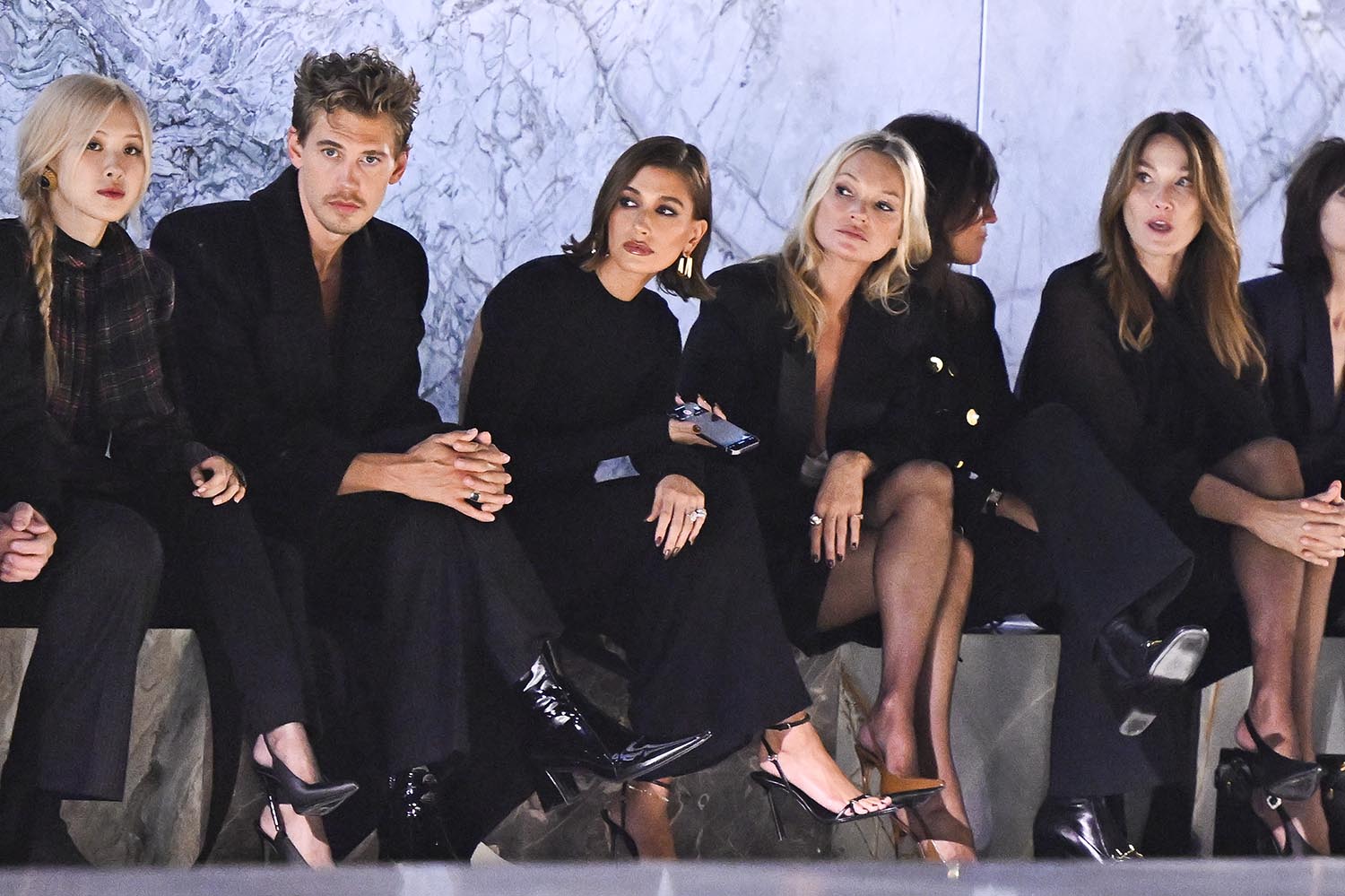 Rosé, Austin Butler, Bateria da Mangueira Hailey Bieber, Kate Moss e Carla Bruni