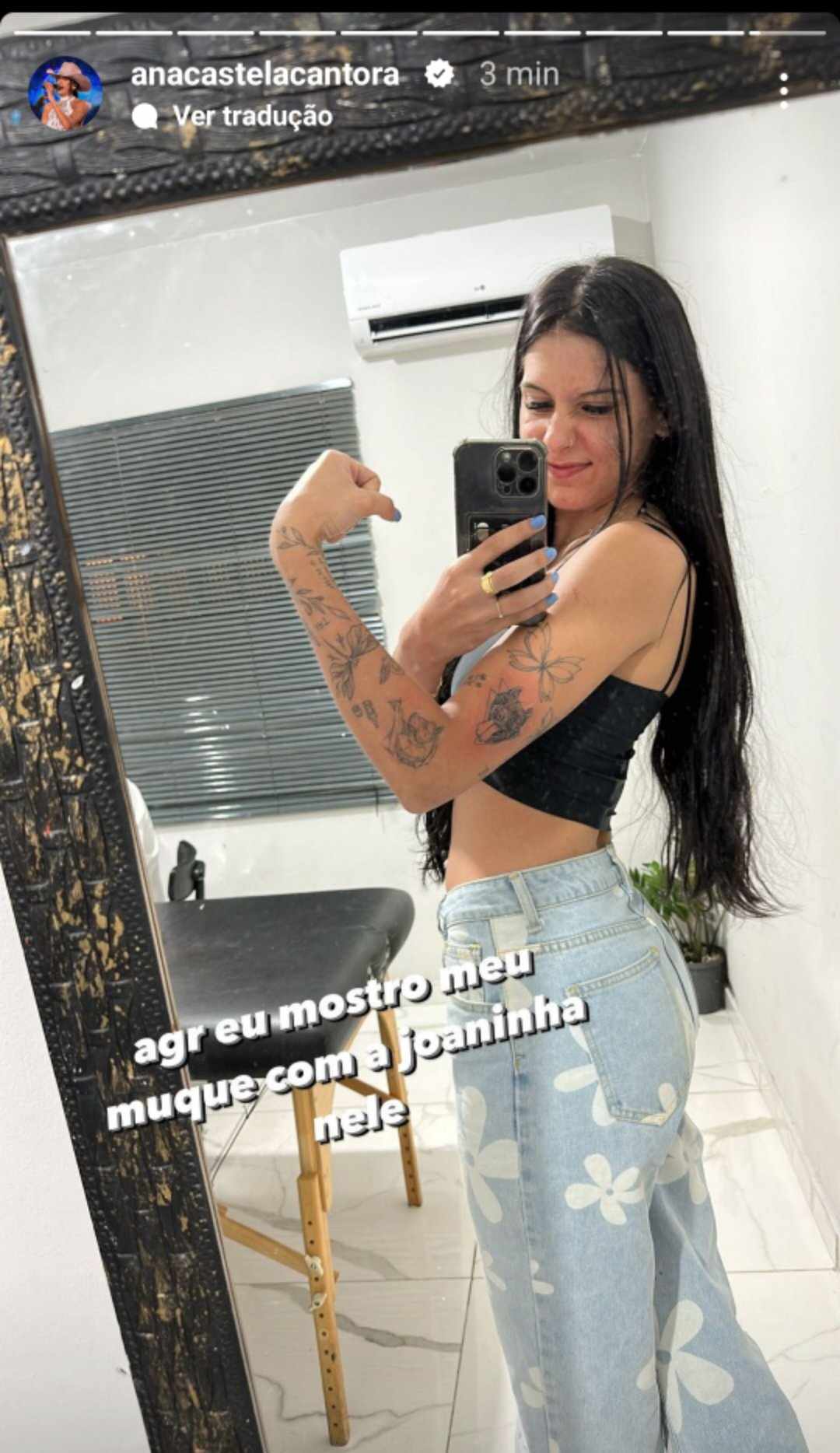 Ana Castela tatuagem