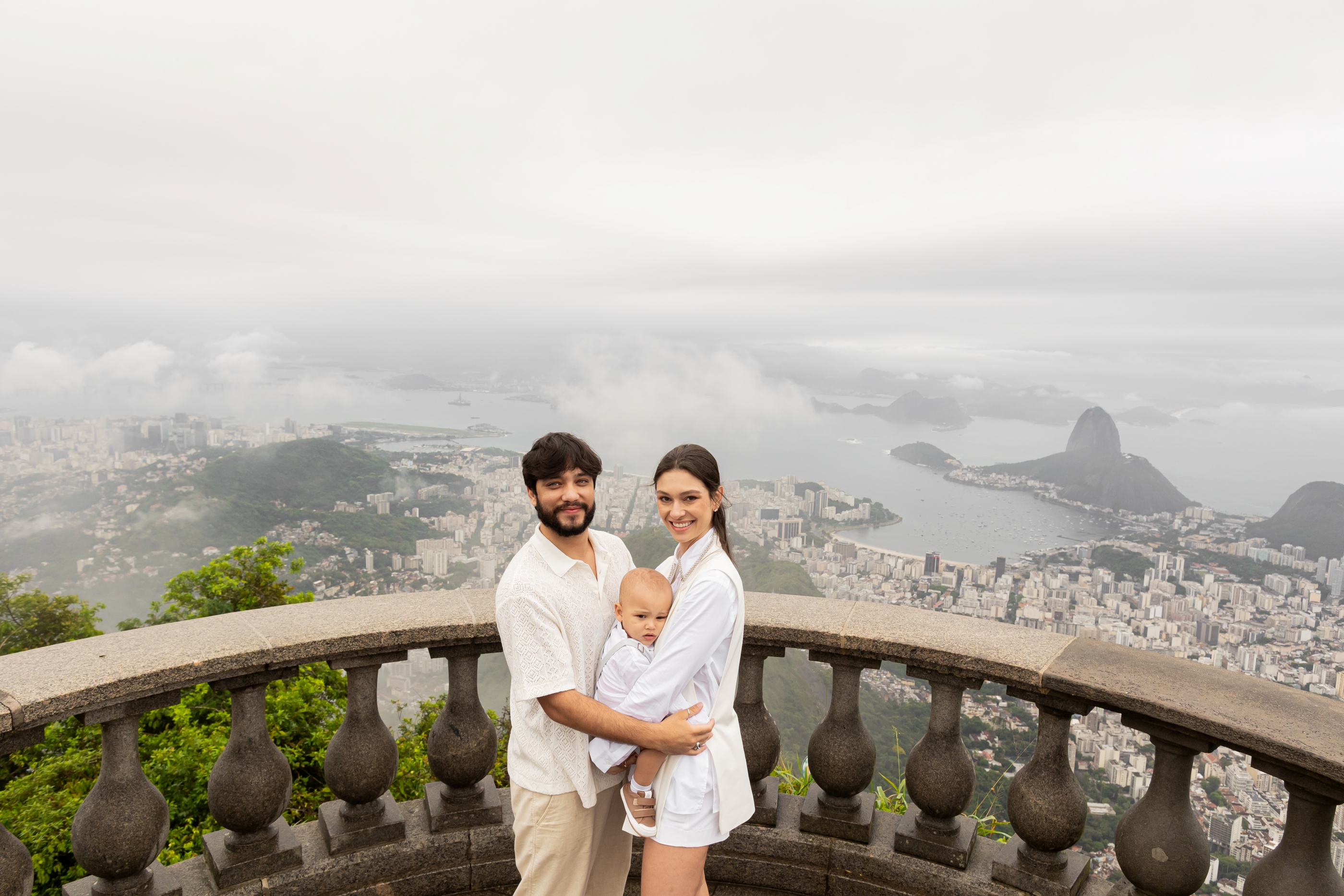 Pedro Antunes, Dom e Day Mesquita