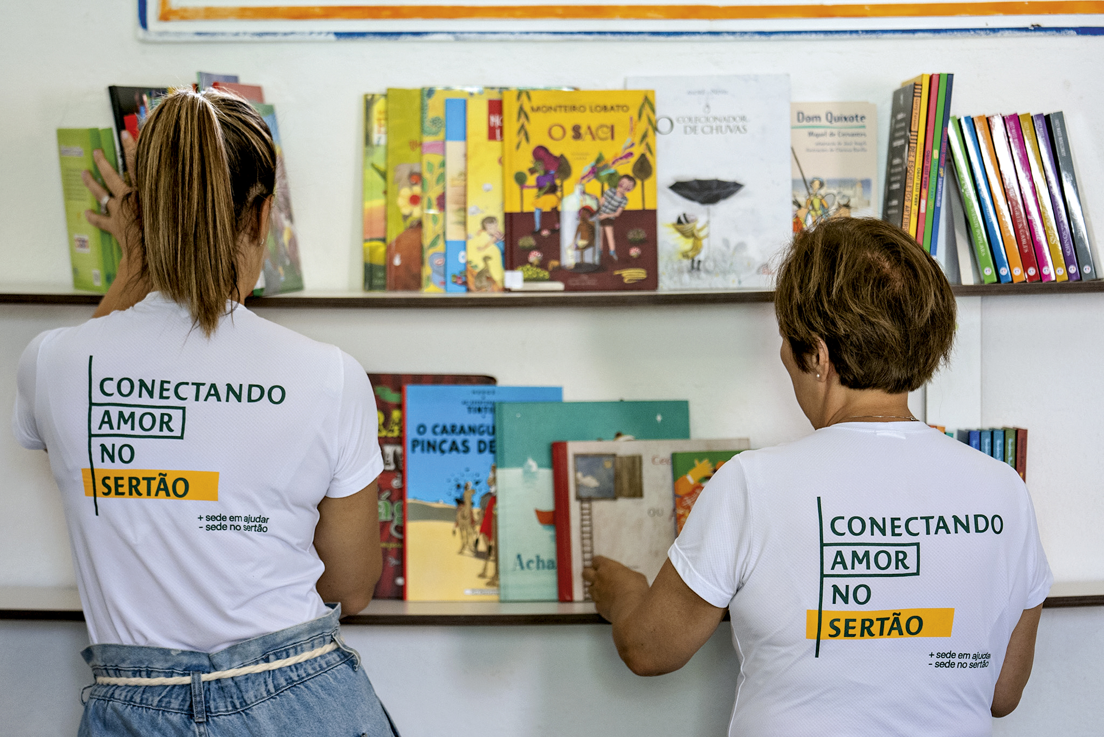 Gardênia Cavalcanti e Thiaguinho se emocionam em pleno sertão de Alagoas