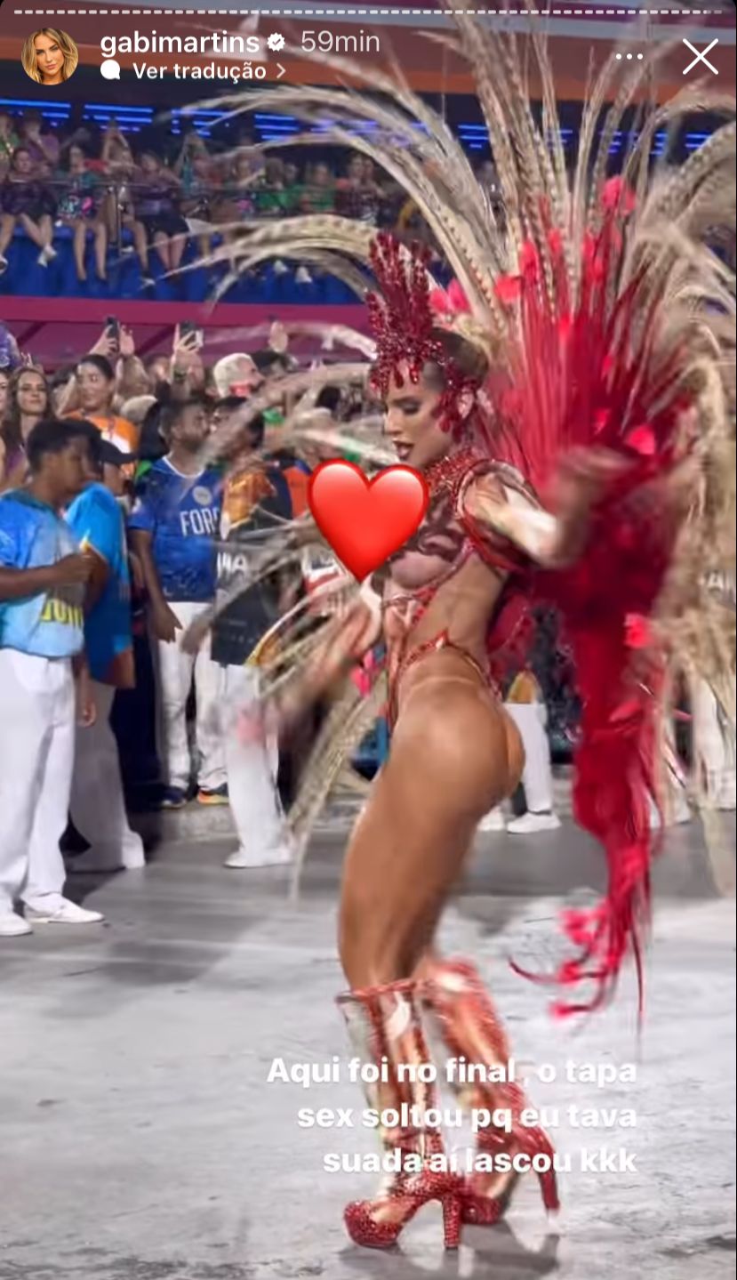 Gabi Martins passa perrengue com fantasia em desfile de Carnaval - Foto: Leo Franco/AgNews