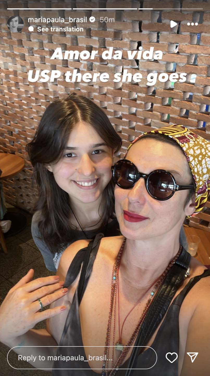 Maria Paula mostra foto com a filha