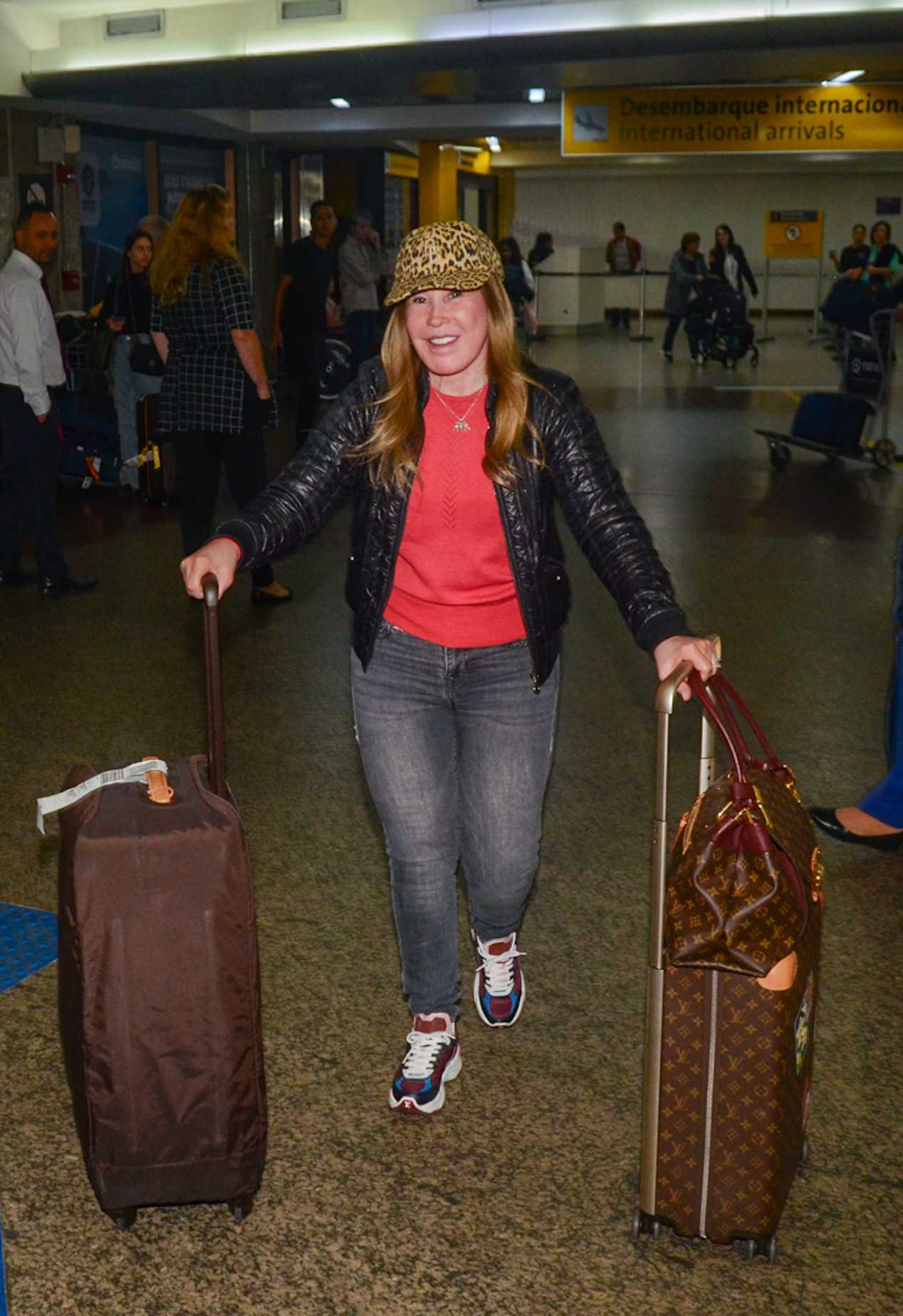 Zilu desembarca no aeroporto de Guarulhos em São Paulo - Foto: AgNews