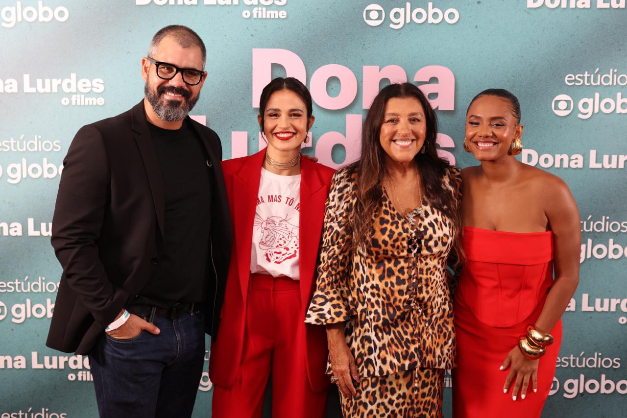 Juliano Cazarré comemora retorno de personagens de Amor de Mãe em Dona Lurdes, o filme