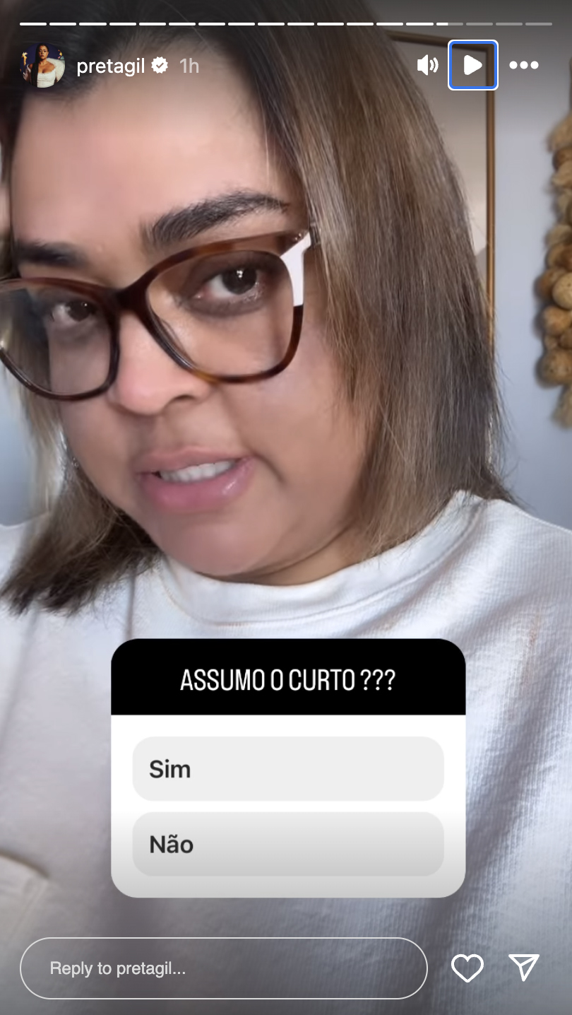 Preta Gil mostra seu cabelo natural