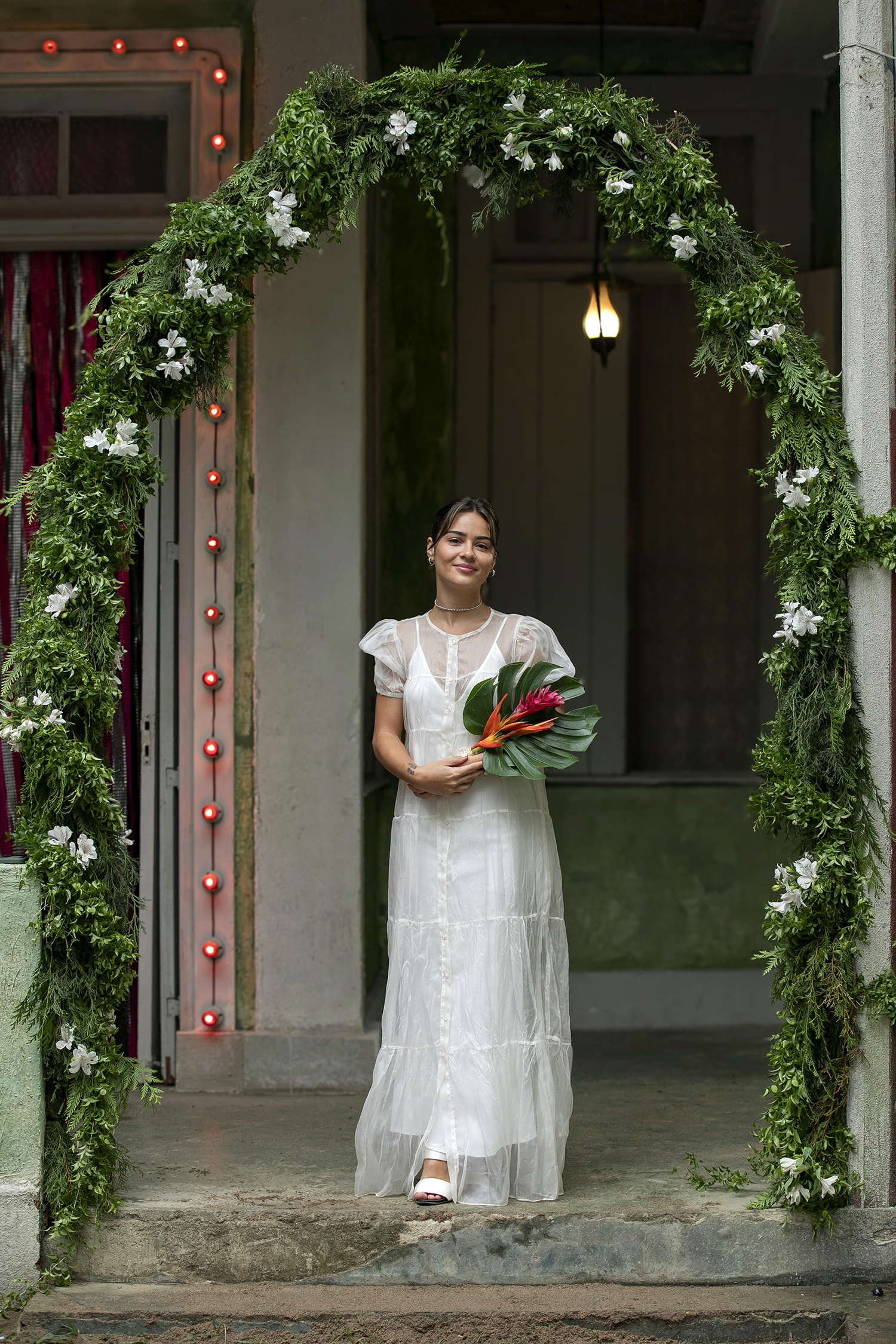 Sandra (Giullia Buscaccio) na novela Renascer - Foto: Globo / Manoella Mello