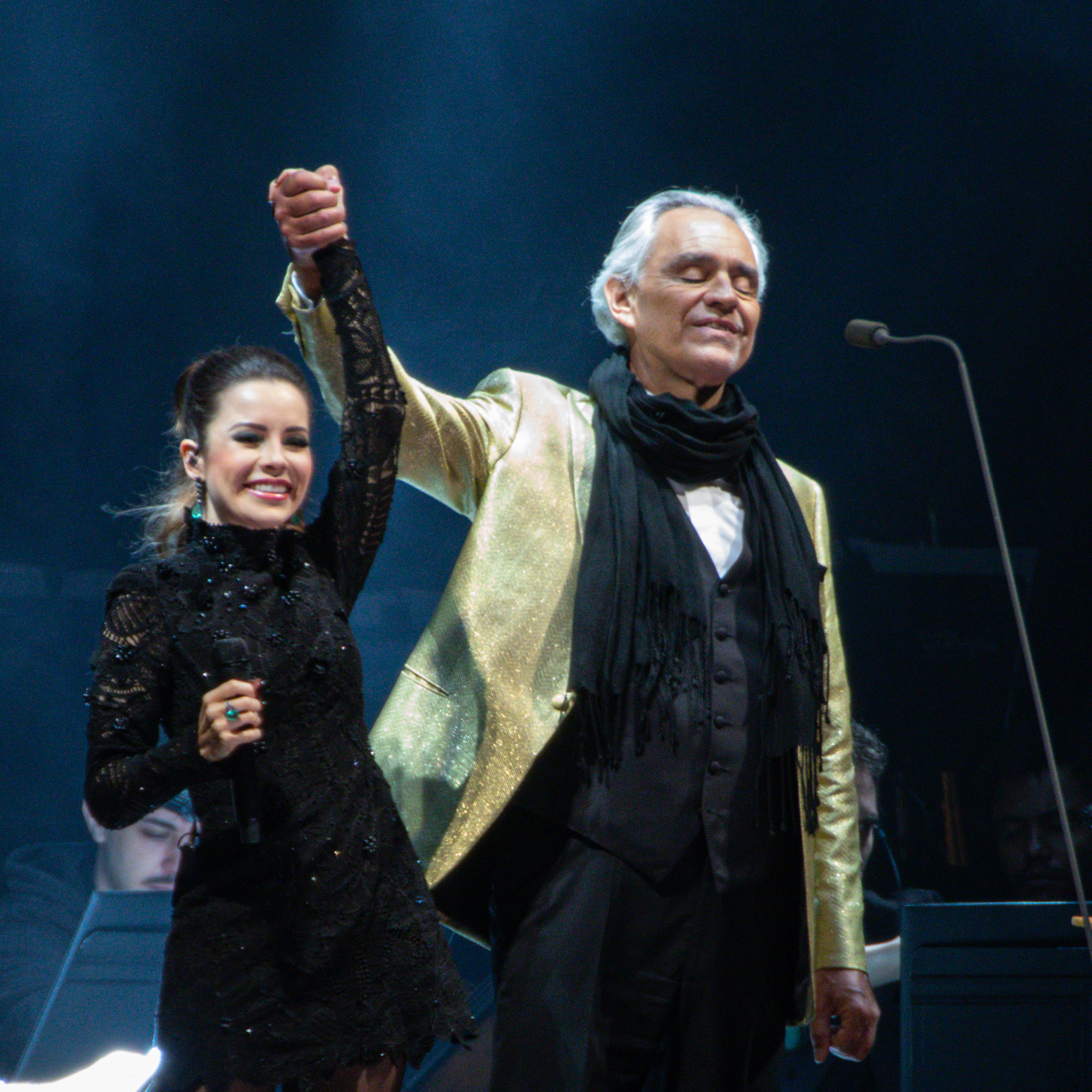 Sandy participou dos shows de Andrea Bocelli no Brasil - Foto: AgNews