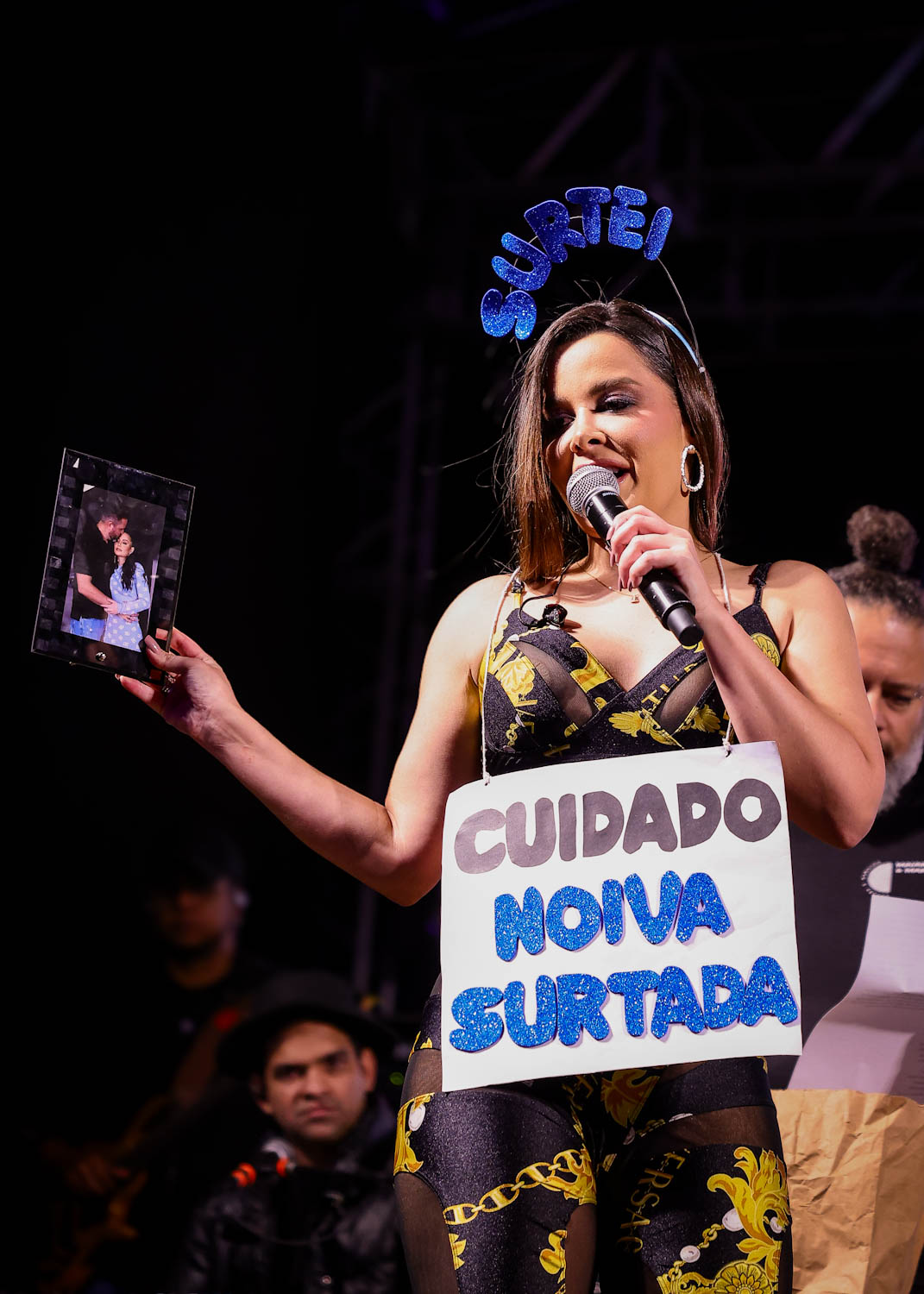 Maiara e Maraisa ganham presente de fãs